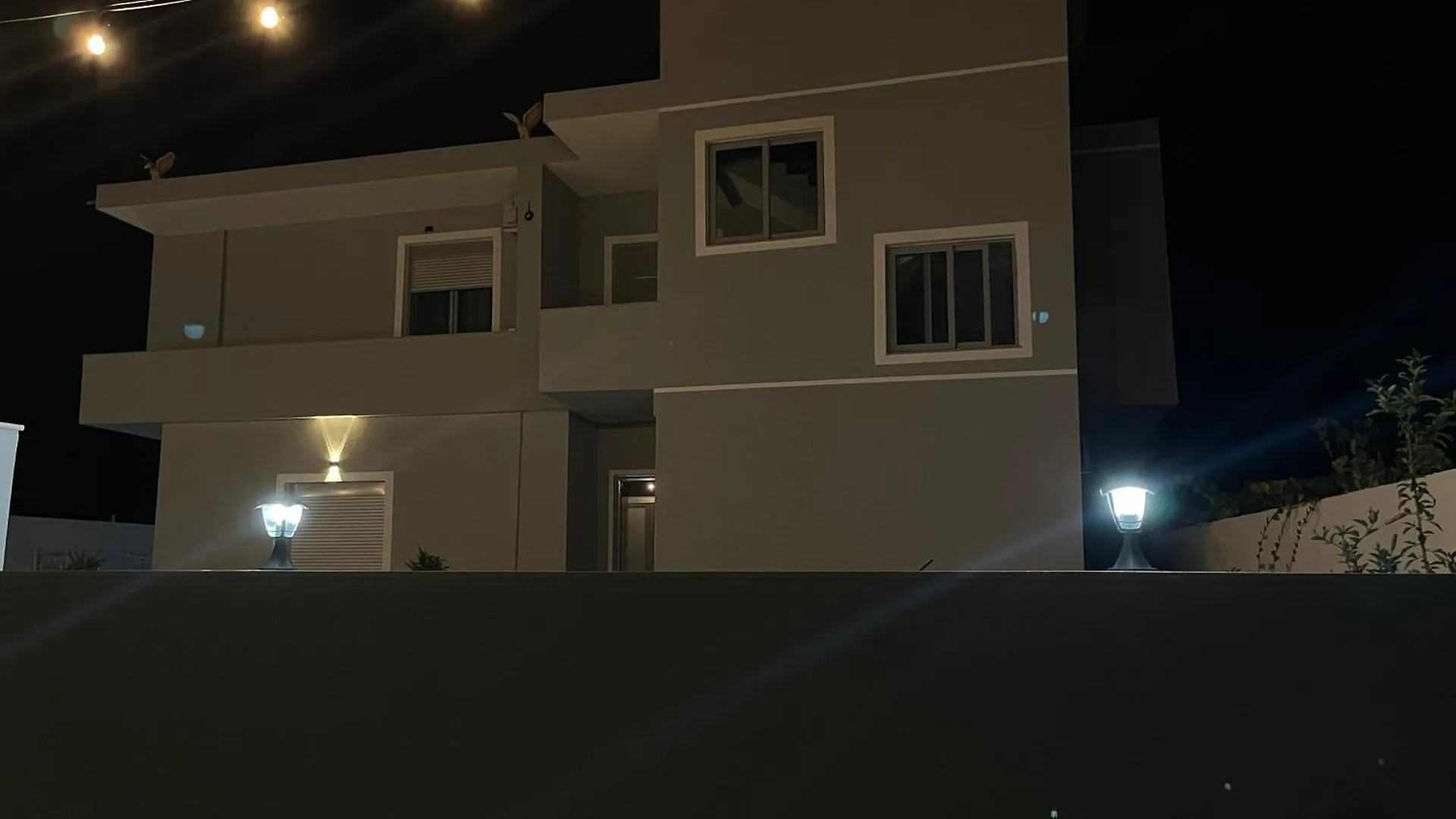 Xhefri'S Apartments Vlorë